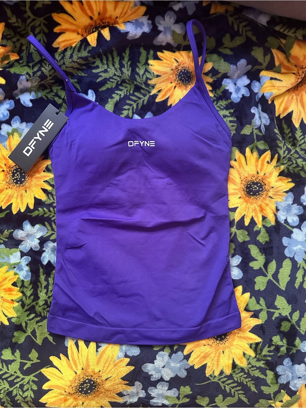 DFYNE Women’s Violet Seamless Scoop Tank Top